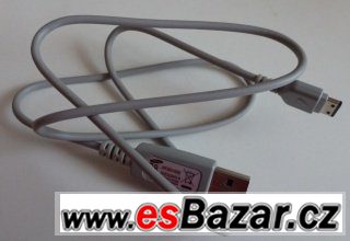 Nová sluchátka a datový kabel Samsung – fotografie 2