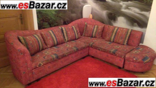 Prodám rohovou rozkládací sedací soupravu + taburet – fotografie 3