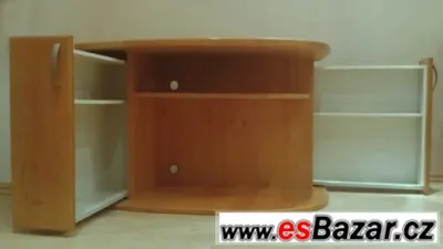 Stolek pod TV z masivu - vyrobeno na zakázku