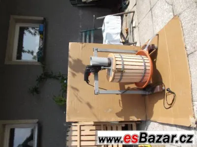 Hydraulickýlis na ovoce s drtičem  3 v 1