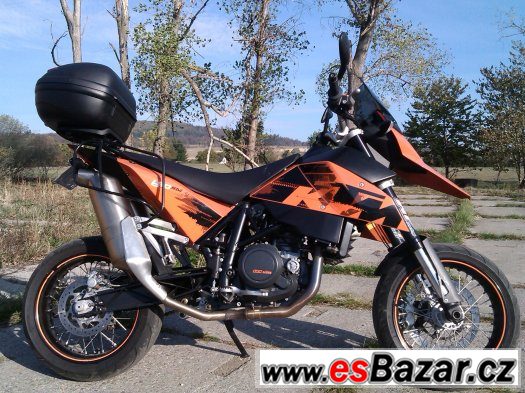 KTM 690 Supermoto, r.v.07 – fotografie 2