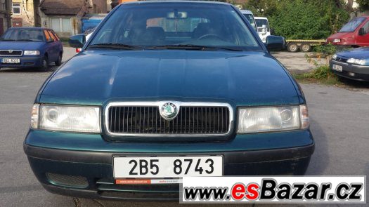 Škoda Octavia 1,8-na přestavbu bez dokladů – fotografie 2