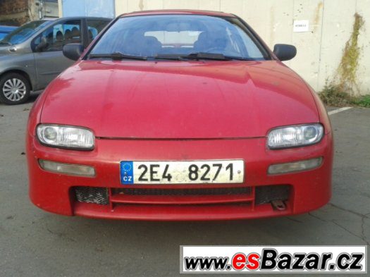 Mazda 323 F – fotografie 2