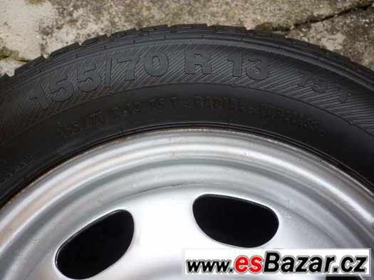 VW Polo originál kolo 13" s pneu Barum 155/70 R 13 – fotografie 4