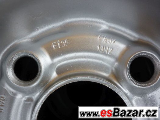 VW Polo originál kolo 13" s pneu Barum 155/70 R 13 – fotografie 5
