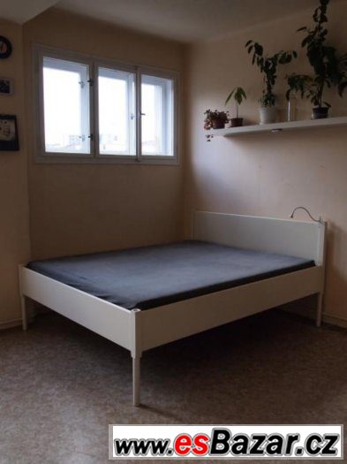 Dvoulůžková postel IKEA + rošty + matrace – fotografie 1