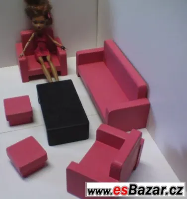 dřevěný nábytek pro panenky obývák