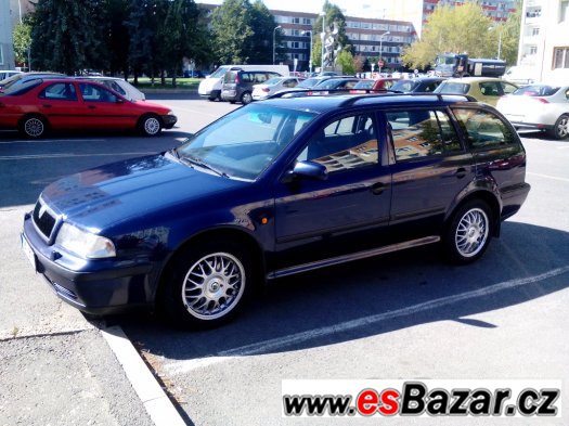 skoda oktavia  comby 1.8 turbo – fotografie 1