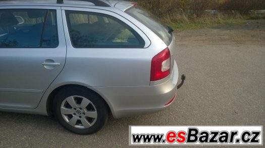 Škoda Octavia II combi 1,6 TDI, Elegance – fotografie 2