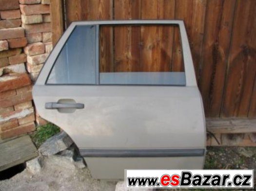 MB124-haubna a dveře – fotografie 1