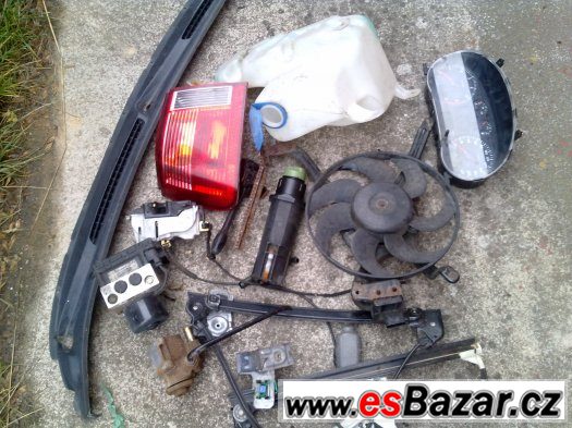 .SEAT IBIZA 1.4 i R.V.2001 5DV. – fotografie 2