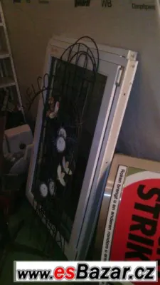 plastove okno dva kusy cena za kus rozmer 120cm na 80cm