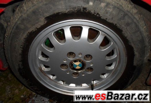 BMW - originální zimní hliníková kola 15" styl 6 - pneu 60% – fotografie 2