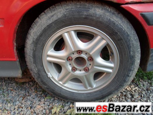BMW - originální zimní hliníková kola 15" styl 10 - pneu 50% – fotografie 2
