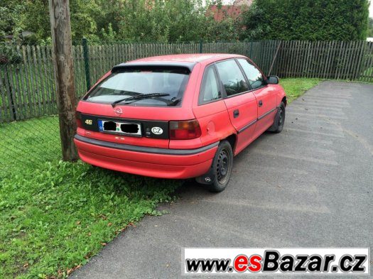 Opel Astra F, 1.6 16V – fotografie 3