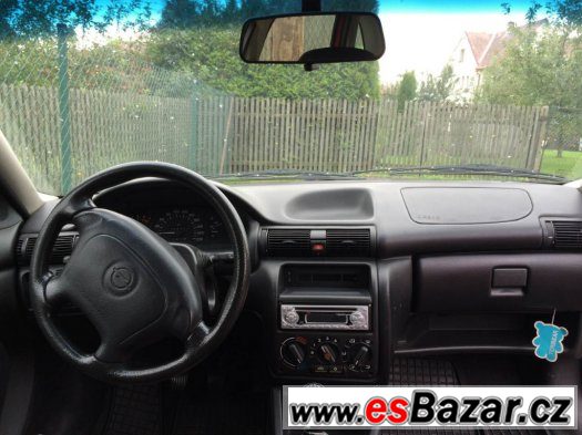 Opel Astra F, 1.6 16V – fotografie 5