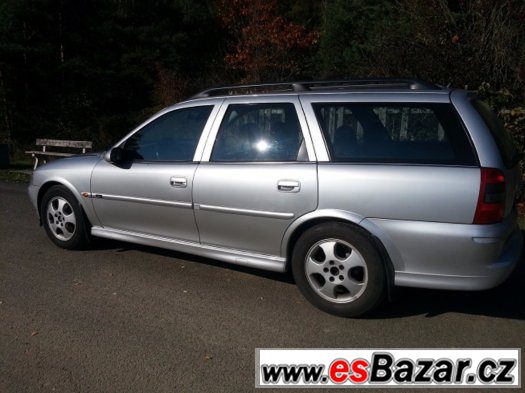 Opel Vectra Caravan 1.6 16v edice 100 pouze 109000km – fotografie 2
