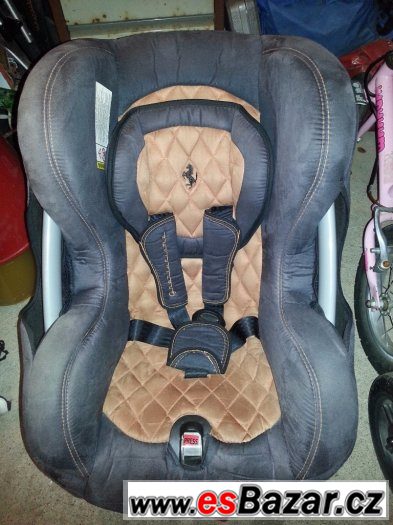 Autosedačka Ferrari 9-18 kg – fotografie 1