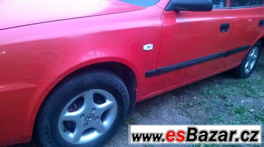 Hyundai Accent 1.3 63.3kW r.v. 2005 – fotografie 5