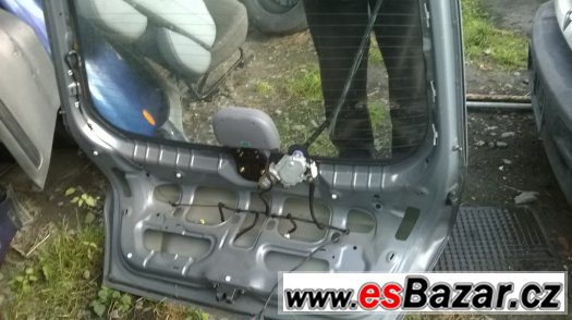 Hyundai Accent 1.4 r.v. 2005 - – fotografie 5