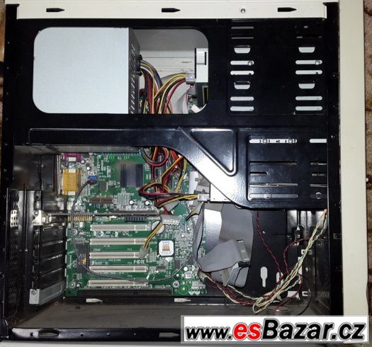 2x Stolní PC + náhradní díly, ventilátory do notebooku atd – fotografie 4
