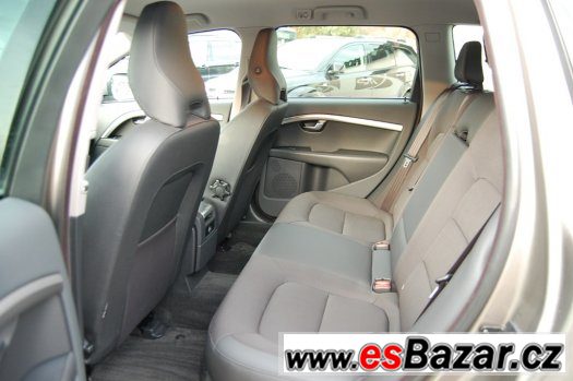 Volvo XC70 D3 Kinetic; facelift - odpočet DPH – fotografie 4