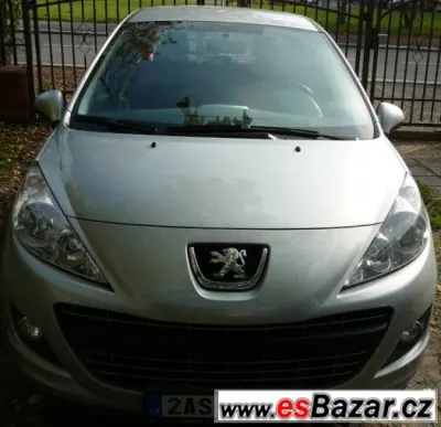 Prodám Peugeot 207, r.v. 2012, naj 22.000 km 1.4i