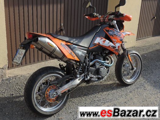 KTM 640 Lc4 Supermoto – fotografie 3