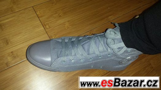 Converse nové kecky – fotografie 2