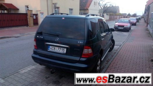 mercedes ml – fotografie 3