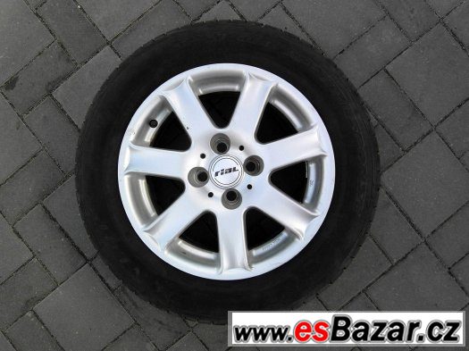 Renault Megane - 15" alu kola - 4x100 - Letní pneu – fotografie 4