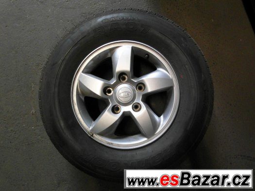 Kia Sorento - 17" Originální alu kola - Letní pneu – fotografie 1