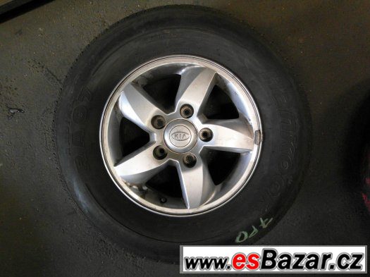 Kia Sorento - 17" Originální alu kola - Letní pneu – fotografie 2