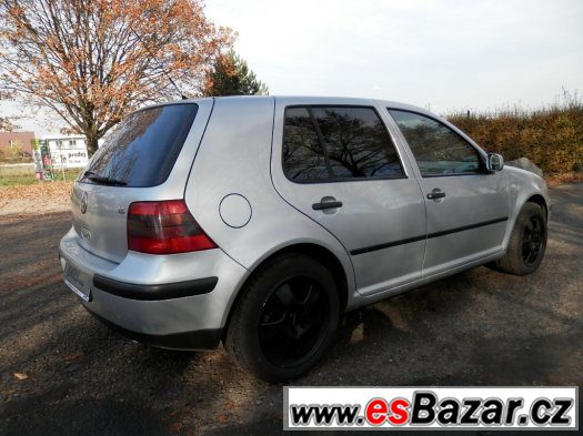 Golf 1.6i, Klima, Nové v ČR. – fotografie 4