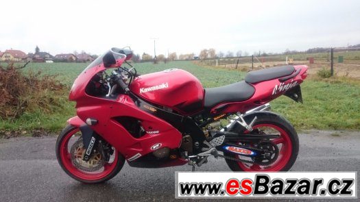 Kawasaki ZX9R Ninja – fotografie 2