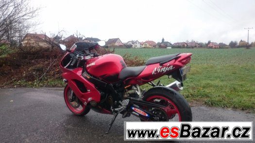 Kawasaki ZX9R Ninja – fotografie 4