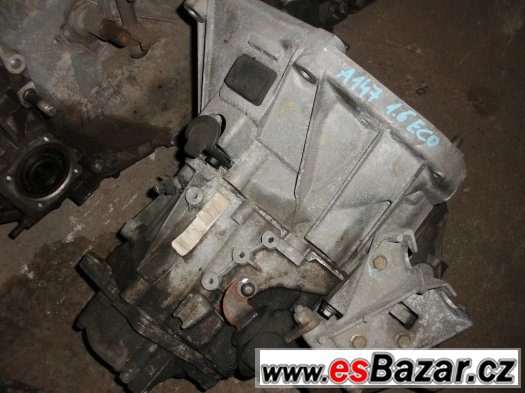 Alfa 147 – fotografie 2