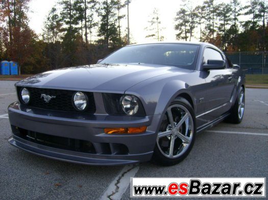Ford Mustang GT 2006 - levý zadní bok, popř.blatník – fotografie 2