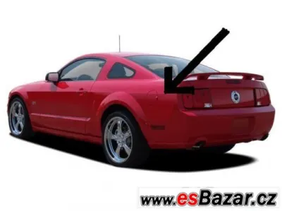 Ford Mustang GT 2006 - levý zadní bok, popř.blatník