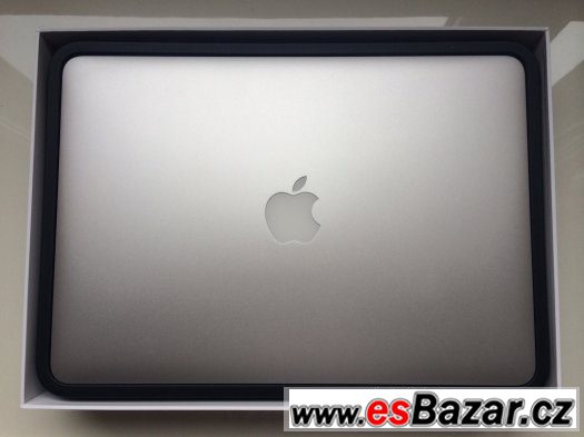 Apple MacBook Air 13" – fotografie 1