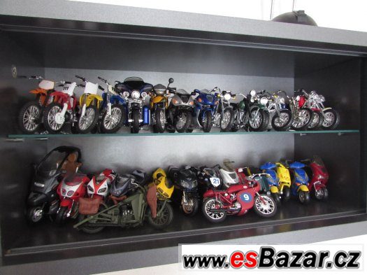 SBÍRKA MODELŮ MOTOCYKLŮ – fotografie 3