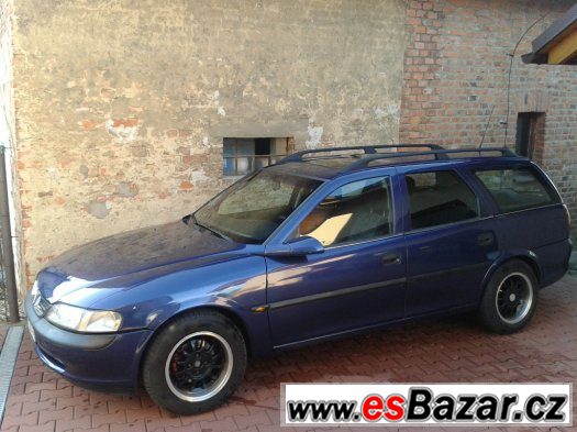 Opel Vectra – fotografie 2