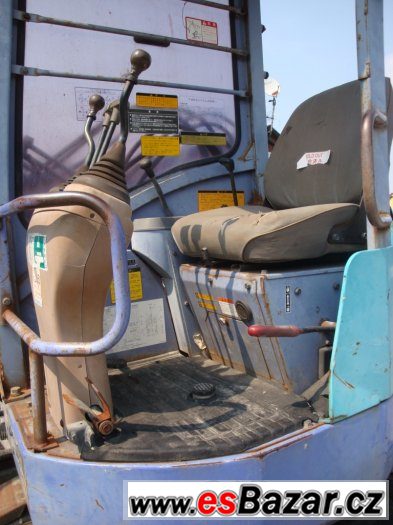 Pásový bagr AIRMAN AX30UR, 3000 kg – fotografie 5