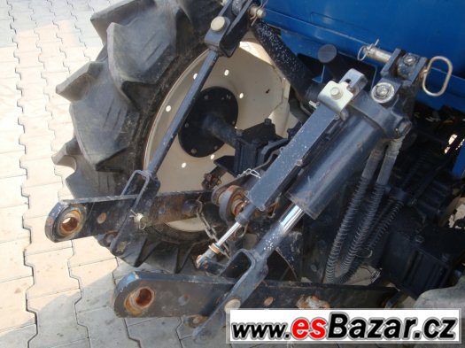 Malotraktor ISEKI TU 180F, výkon 18 Hp, 4x4, tříválec – fotografie 3