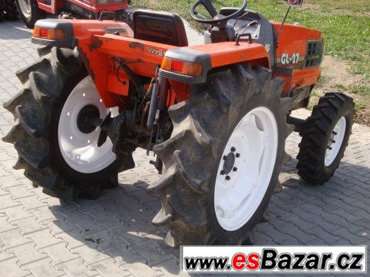 Traktor KUBOTA Grandel GL27DT, Výkon 27 Hp, 4x4 – fotografie 3