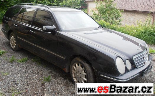 Mercedes-Benz 210 2,7 CDI – fotografie 2