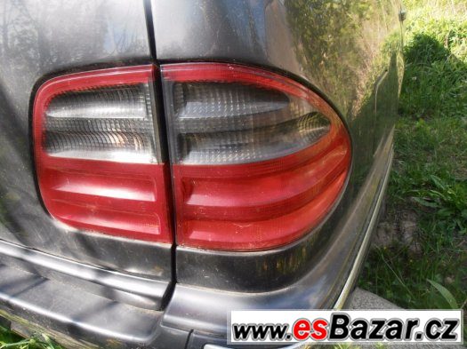 Mercedes-Benz 210 kombi facelift: zadní lampy – fotografie 1