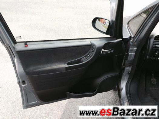 Opel Zafira 2,2 DTi Eleganc 92kW Alu – fotografie 5