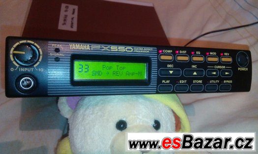 Kytarový multiefekt YAMAHA FX550 – fotografie 1