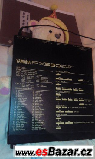 Kytarový multiefekt YAMAHA FX550 – fotografie 2